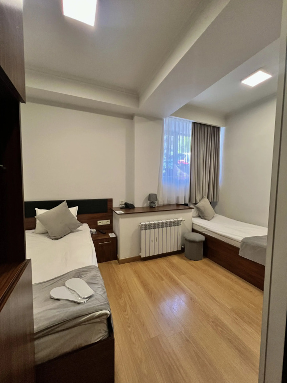 Отель Mashtots Hotel — фото