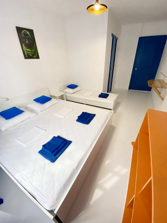 Трёхместный номер Standard с красивым видом из окна в Арт-отельчик