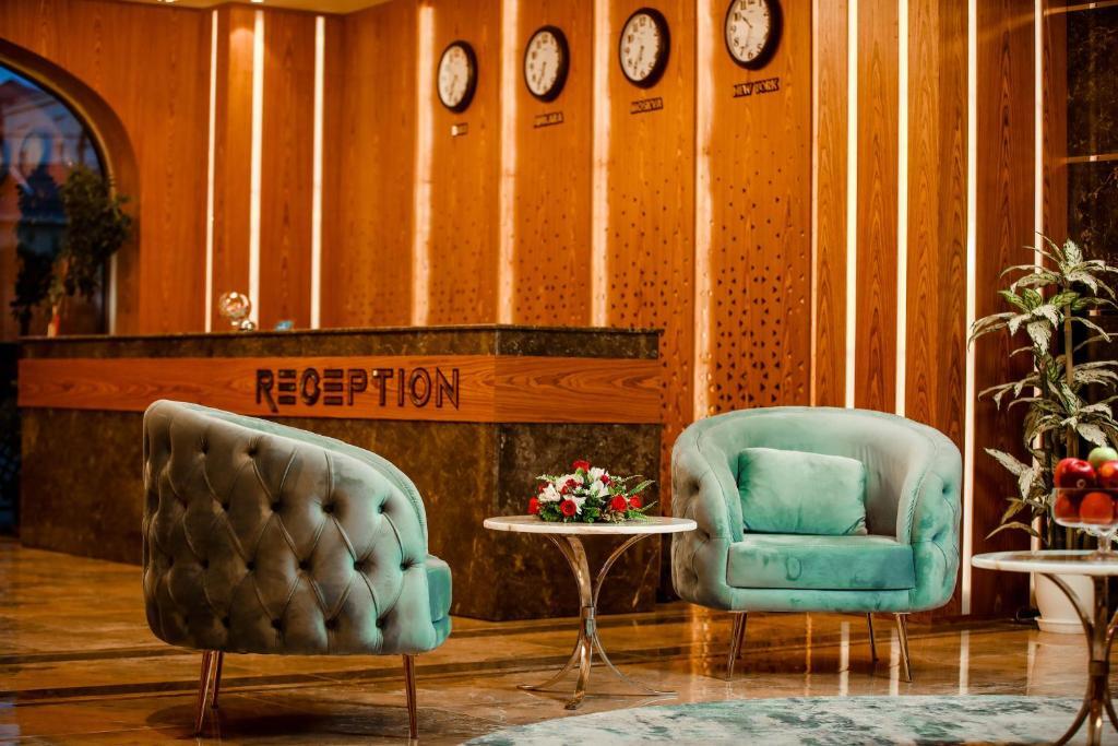 Отель Отель Regal Inn Badamdar в Баку
