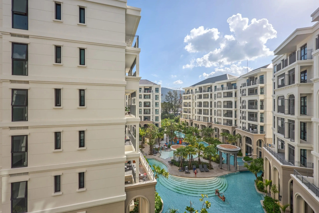 Title Legendary 1 Bedroom A512 Apartments