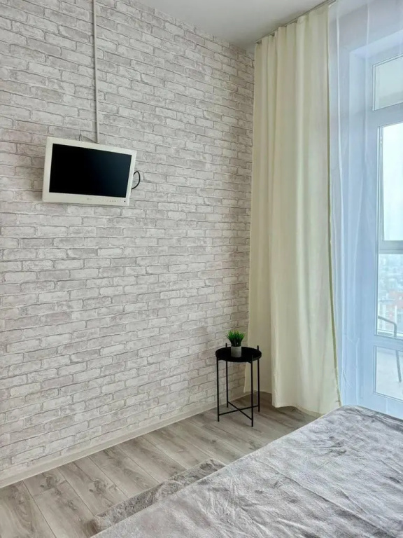 Квартира на Проспекте Строителей 18 (341)