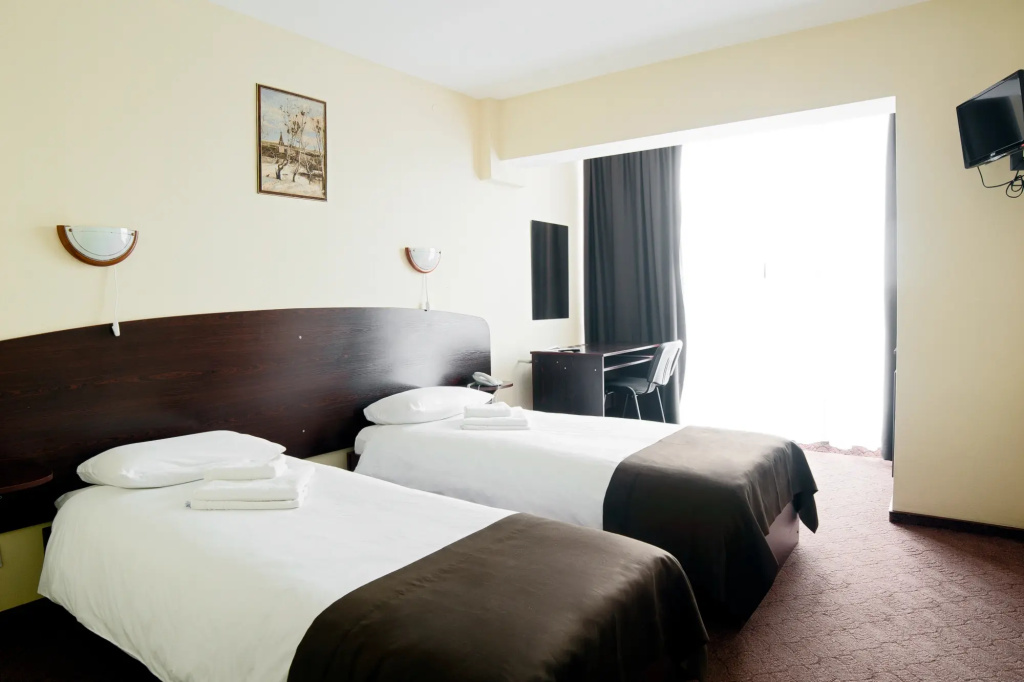 Baltica Hotel Complex Room Type - Standard Double room with lake view twin beds