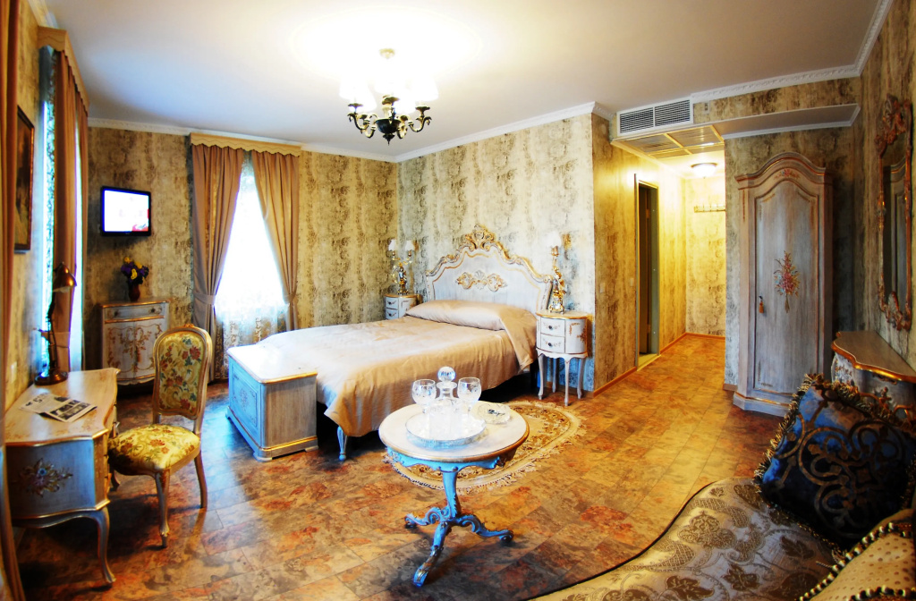 Nikolaevsky Posad Art Hotel Room Type - Double Junior Suite full double bed