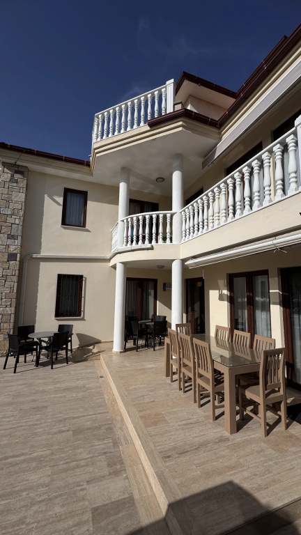 Turaman Villa
