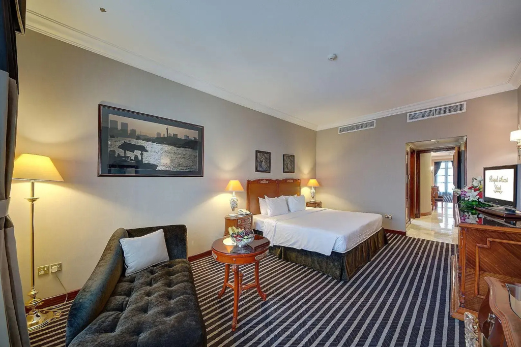 Royal Ascot Hotel - Général