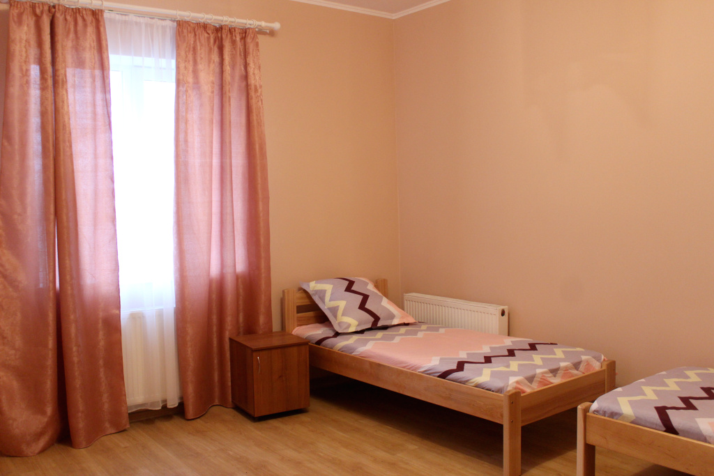 Economy Triple room with view