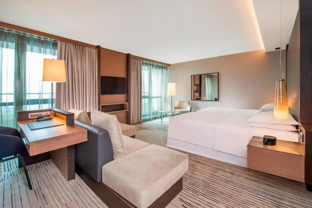 Sheraton Grand Tbilisi Metechi Palace Hotel - фото 19