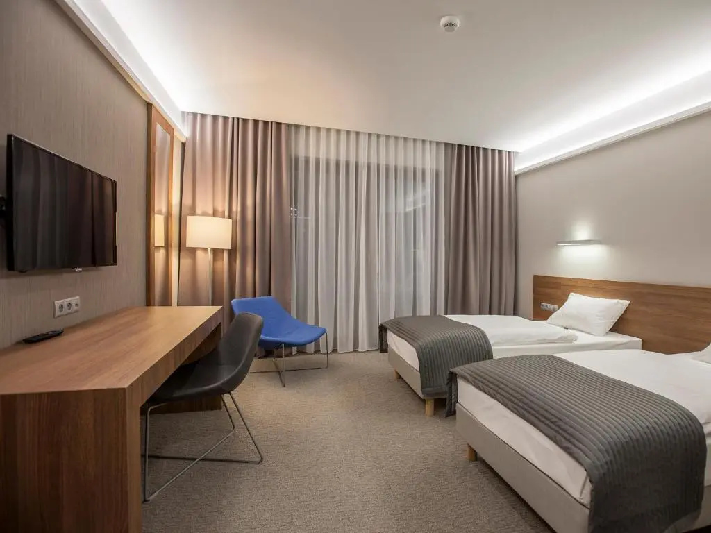 Deluxe Double room with balcony (full double bed)