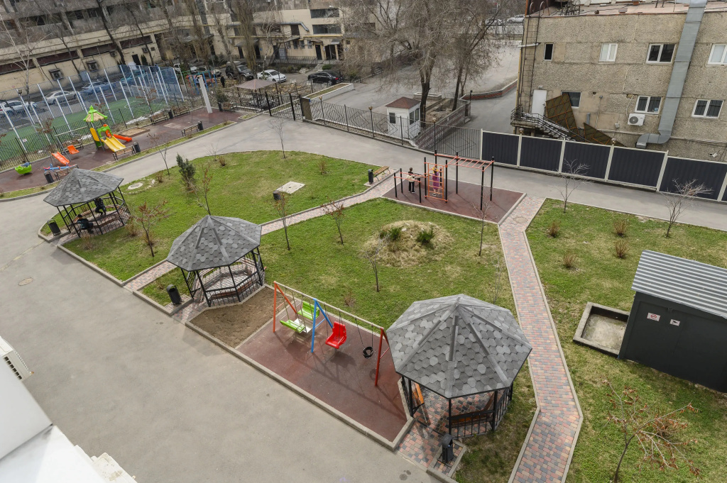 U Arbata v Zolotom Kvadrate Almaty Apartments