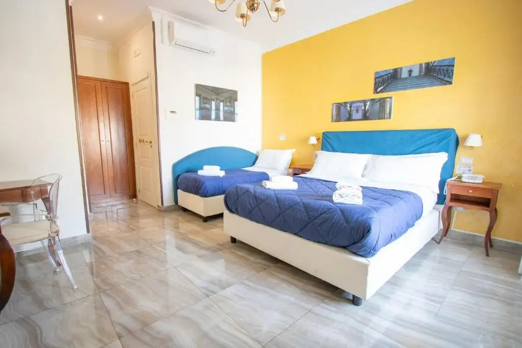 Superior Triple room