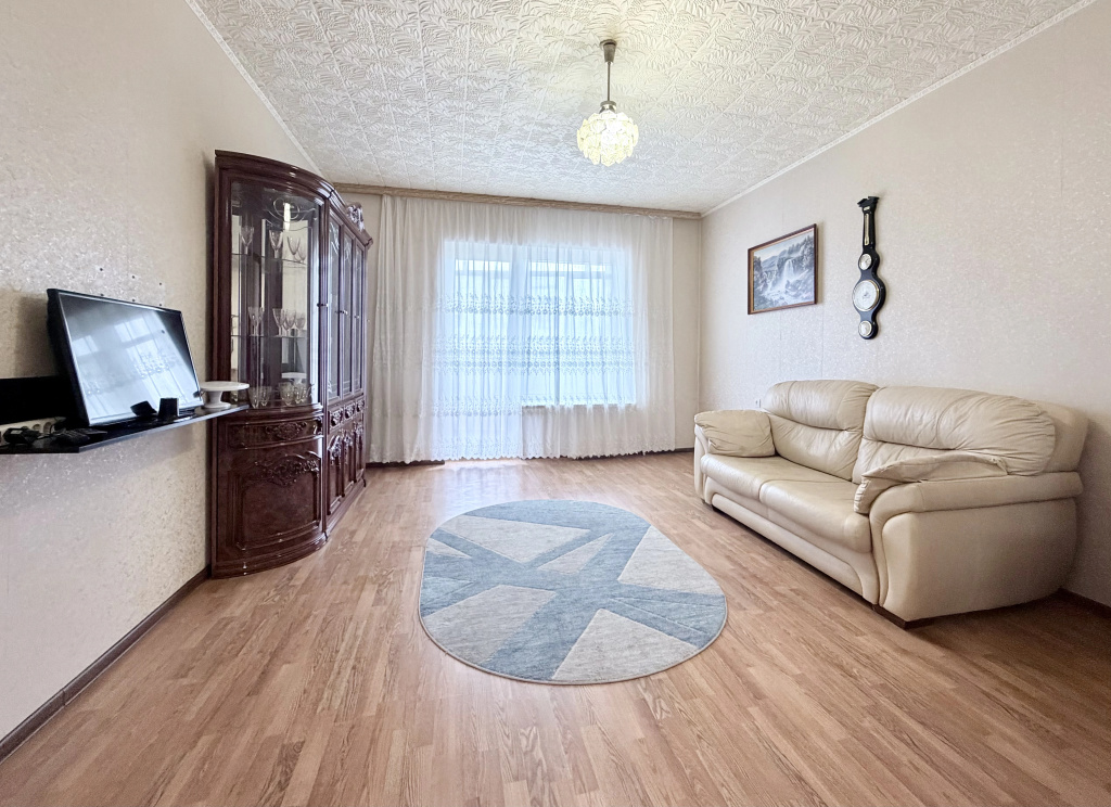 Квартира Красильникова 53 — 3