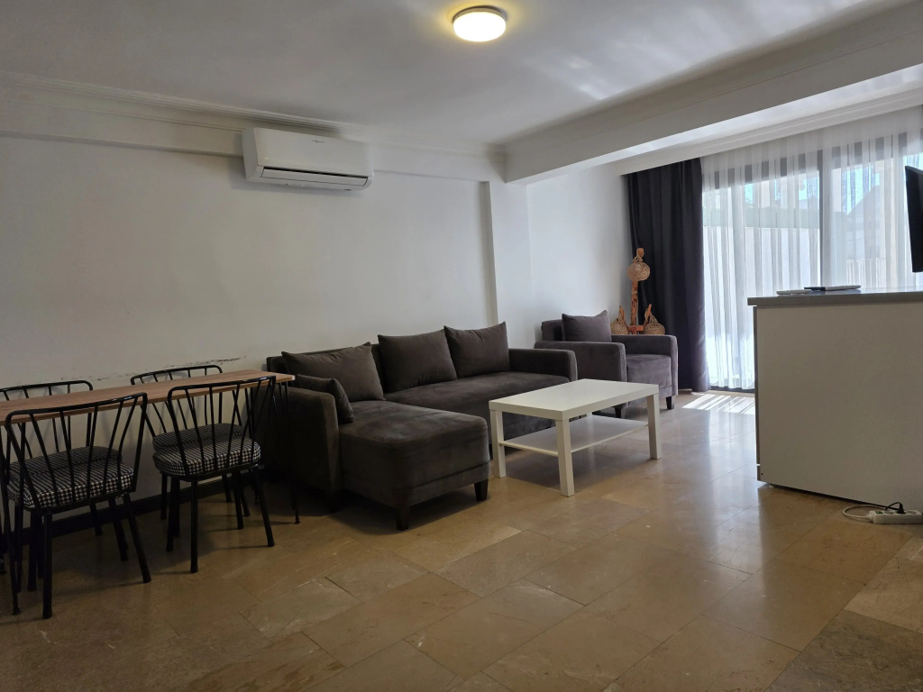 2 Bedrooms Apartment with balcony