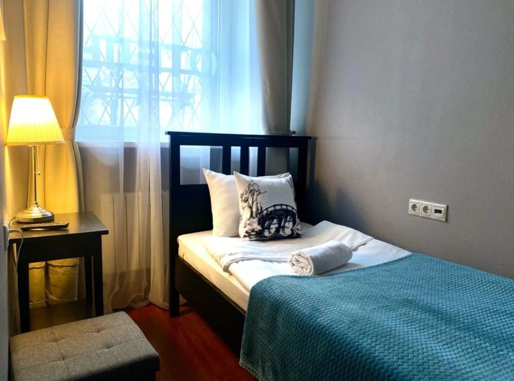 Standard Single room with view