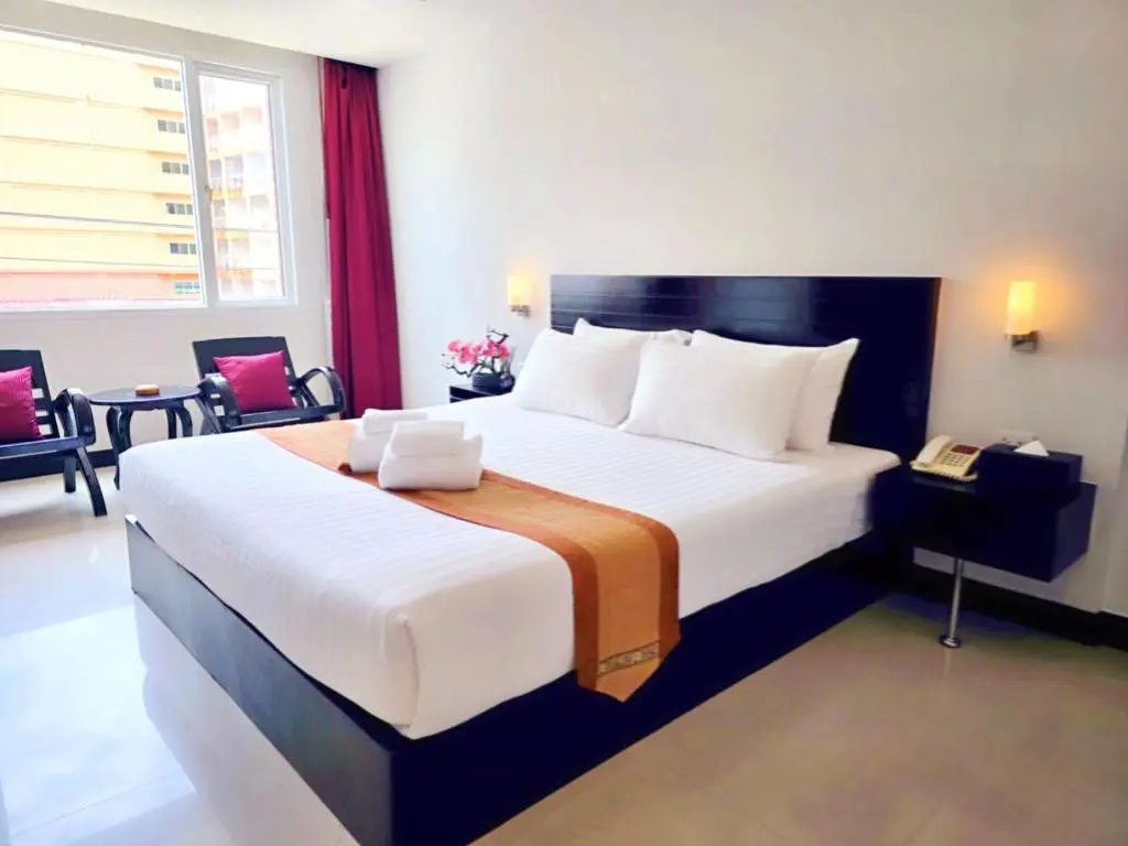 Superior Double room (full double bed)