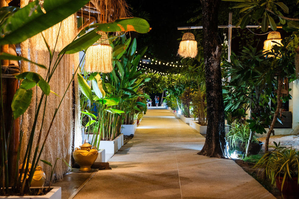 El Pillax Lanta Resort Hotel