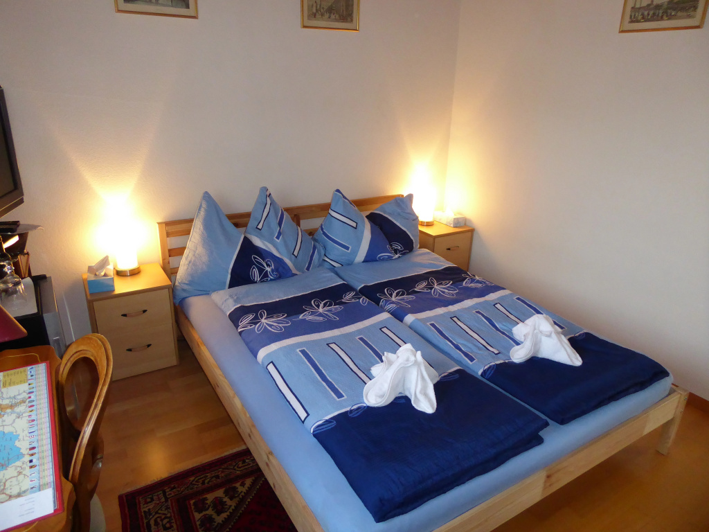 Economy room