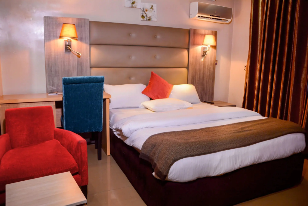 Standard room with view
