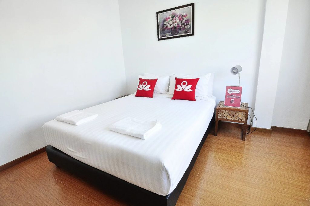 ZEN Rooms Suthisan Hotel - Général
