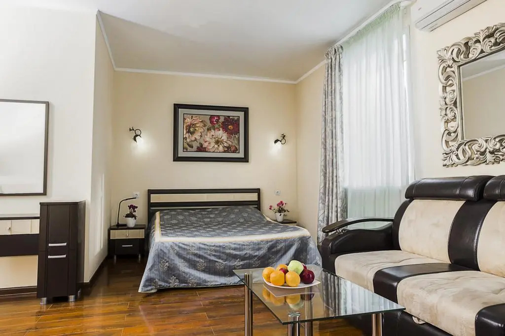 Double Junior Suite (full double bed)
