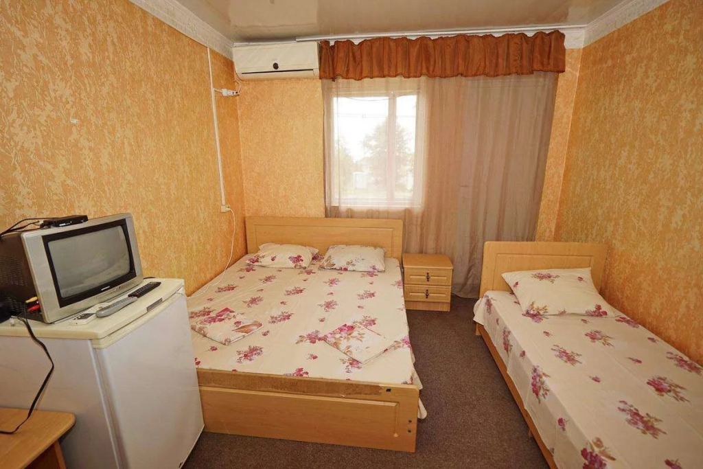 Трёхместный номер Standard с балконом в Радуга у моря