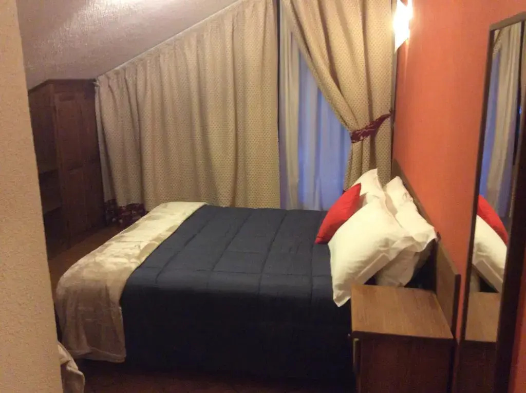 Standard Double room with view (full double bed)
