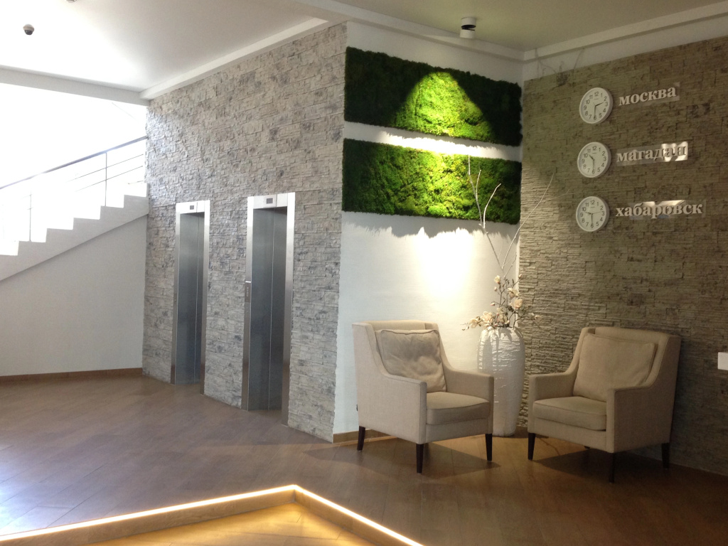 Lobby & Reception
