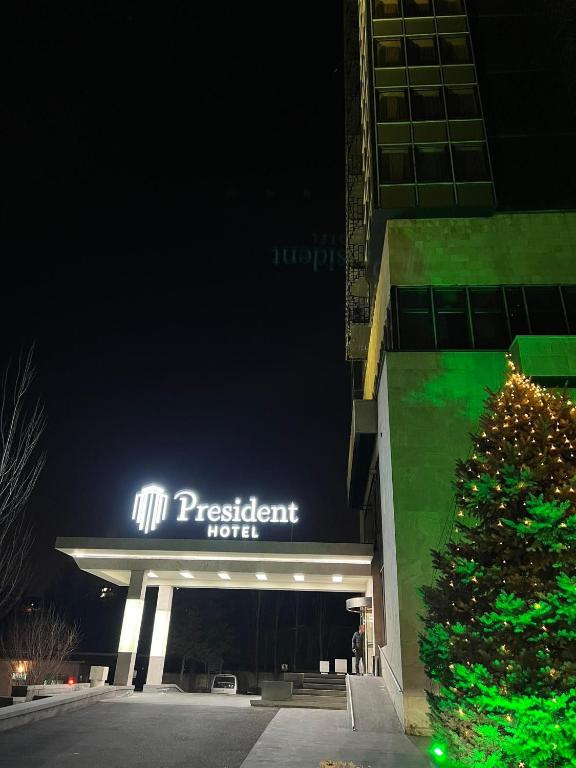 President Hotel