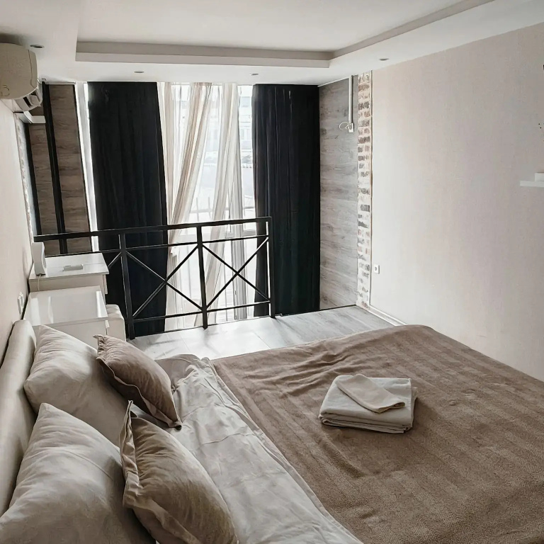 Апартаменты с Балконом в Центре Москвы — фото