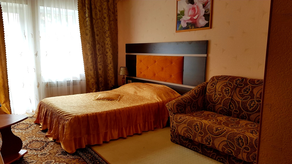 Standard with sofa bed Quadruple room with balcony