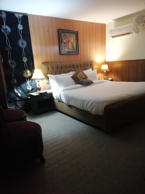 Lions Hotel Lahore - Chambres