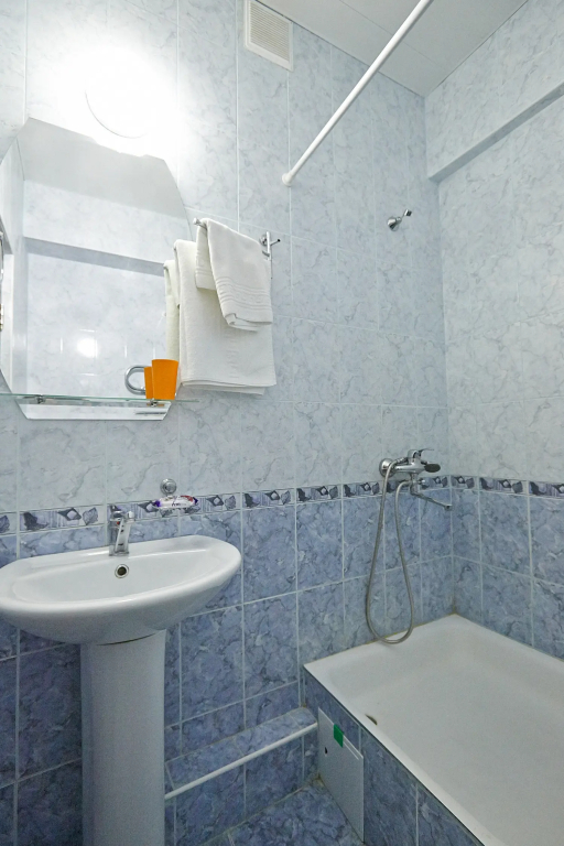 Двухместный номер Standard с балконом и с видом на парк 2 отдельные кровати в Санаторий им. М.И. Калинина