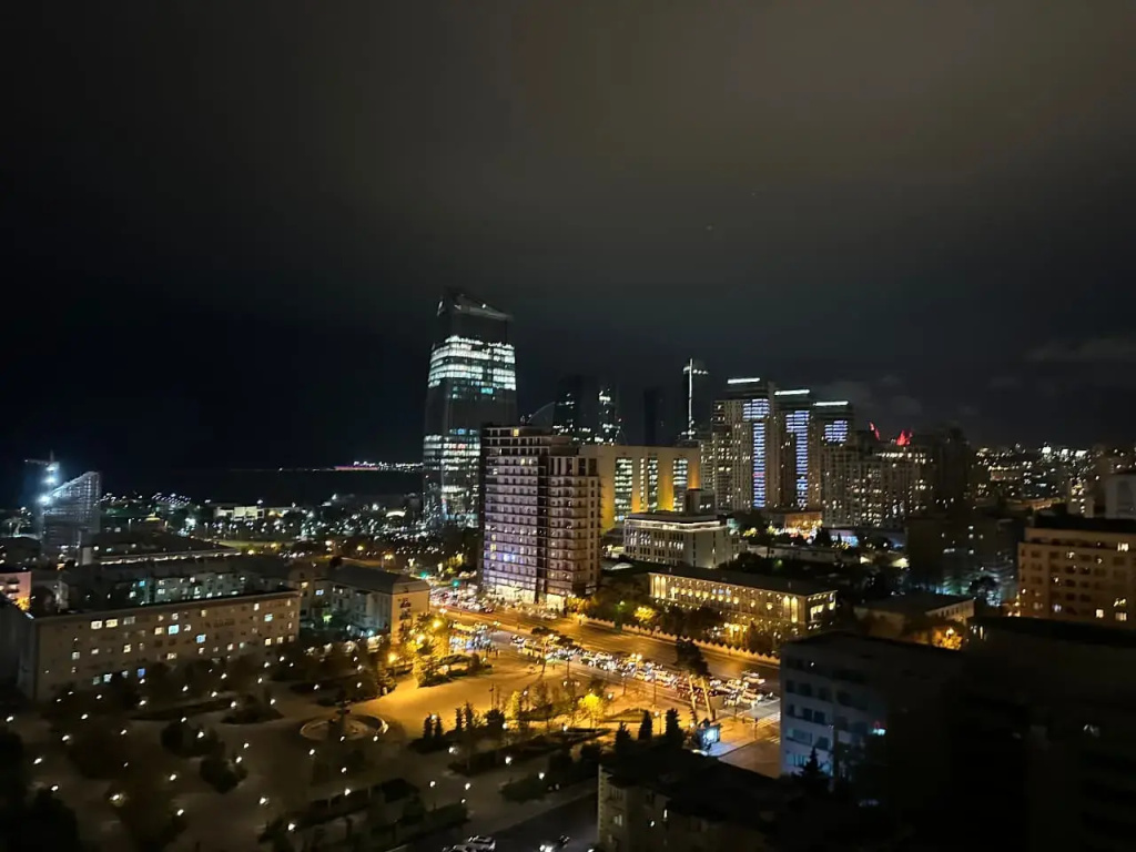Sea View Baku in Center Apartments