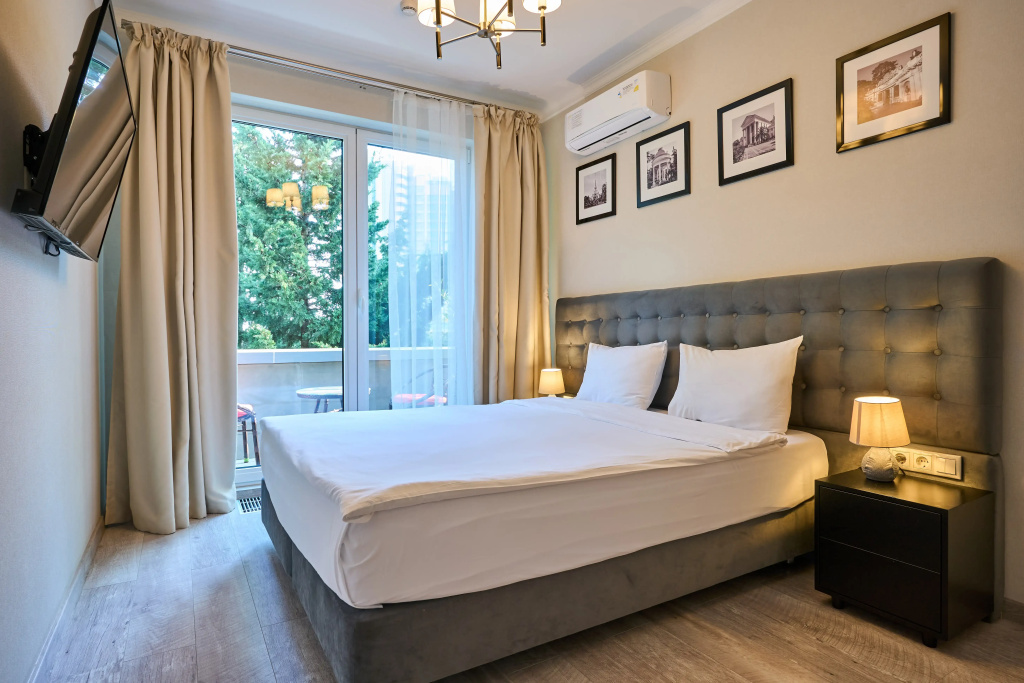 IL Punto Hotel Room Type - Superior Double room with balcony full double bed