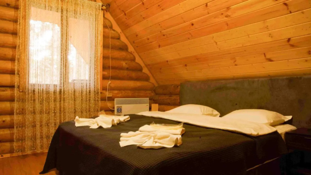 Шестиместный коттедж с 5 комнатами с балконом в Forest Arkhyz