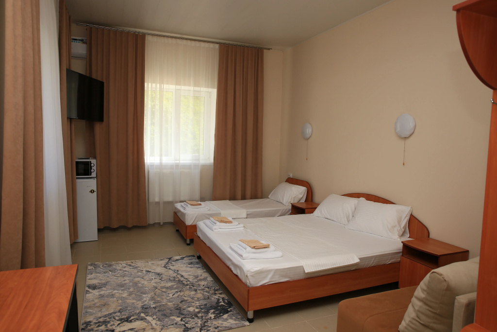 Classic Quadruple room