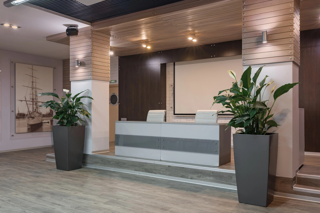 Lobby & Reception