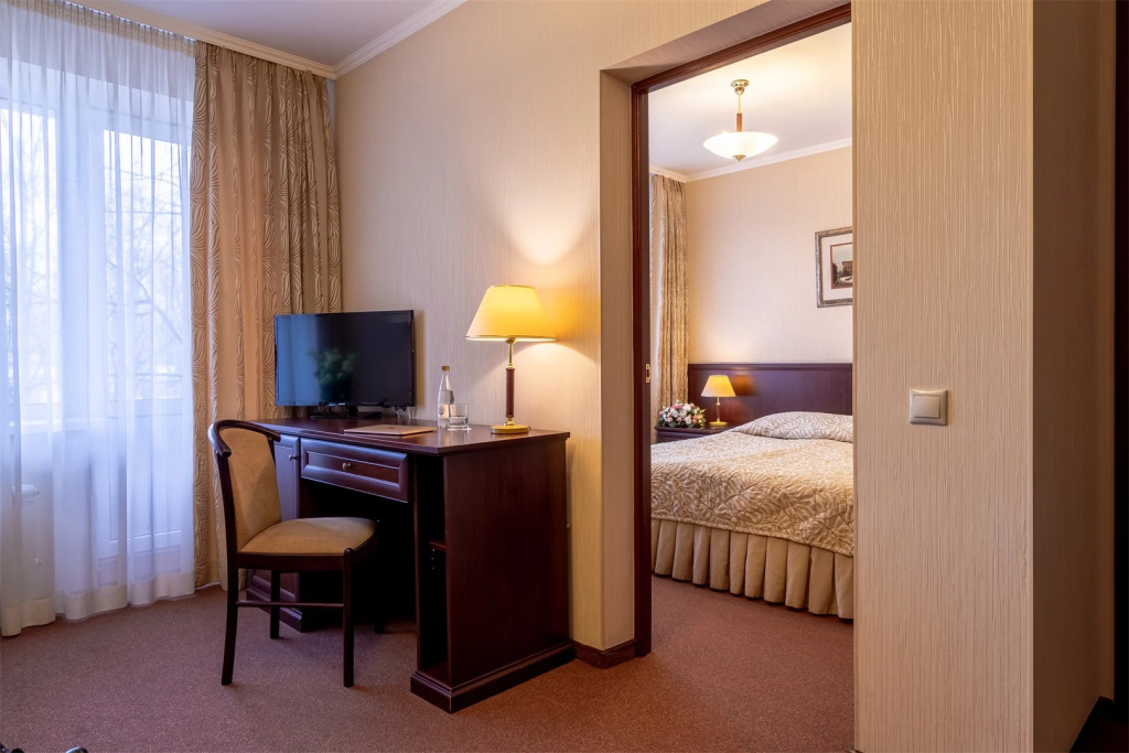 Sheremetyevsky Park Hotel Room Type - Double Family Suite full double bed