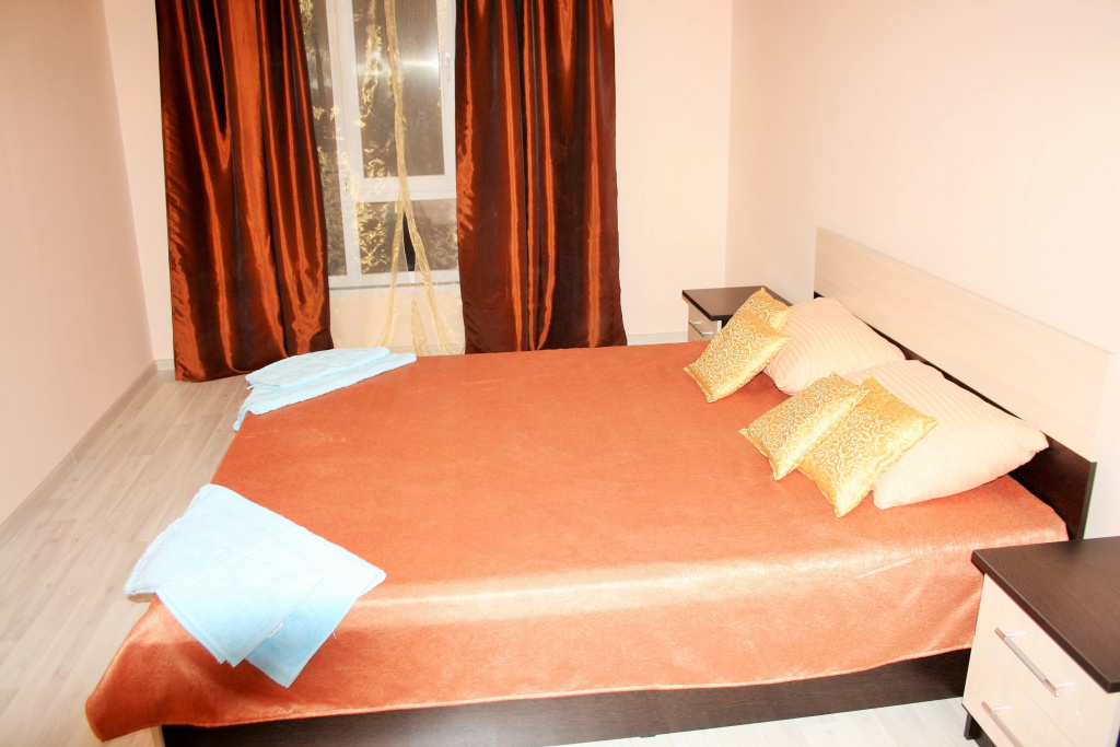 2 Bedrooms Deluxe Double room (full double bed)
