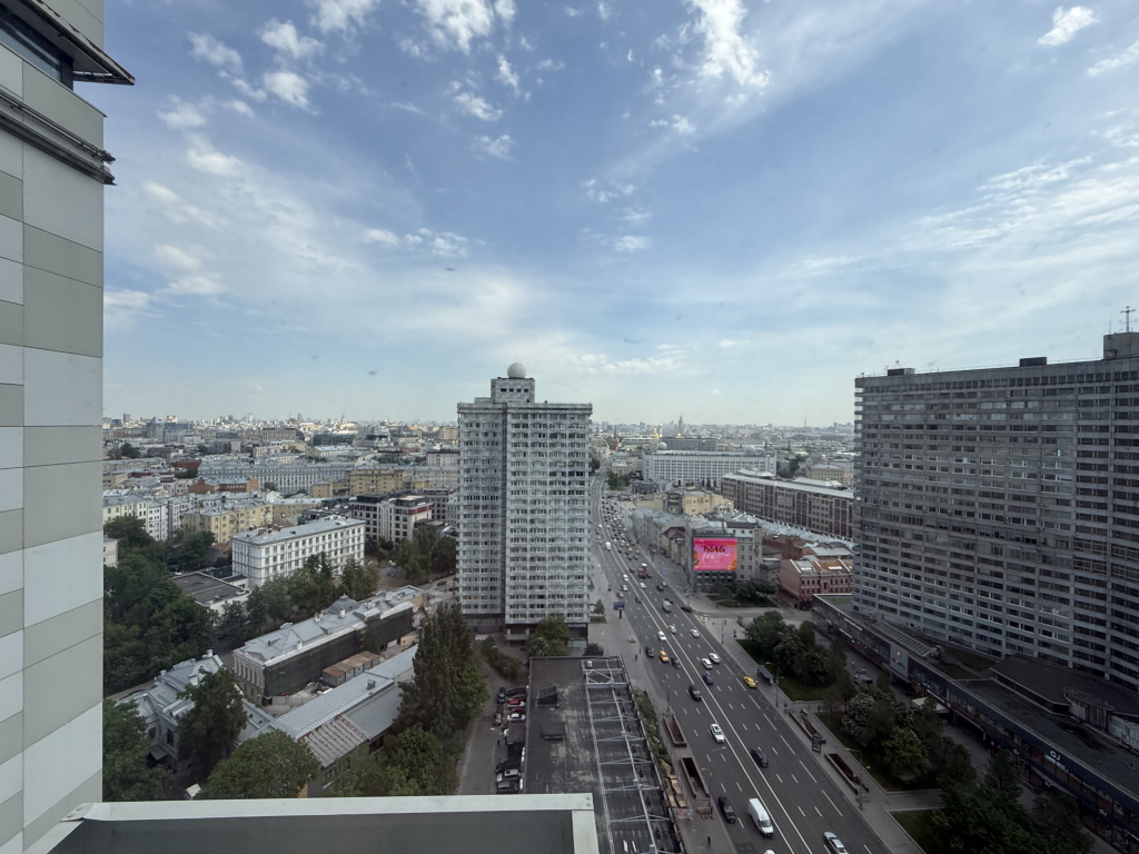 Квартира Двухкомнатная с видом на Новый Арбат — фото