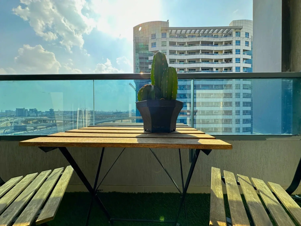 Alzarooni 608 Flat