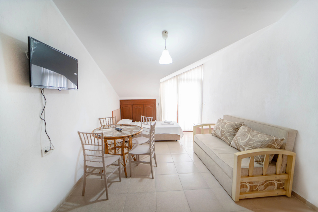 Standard Quadruple Family room with balcony and with view