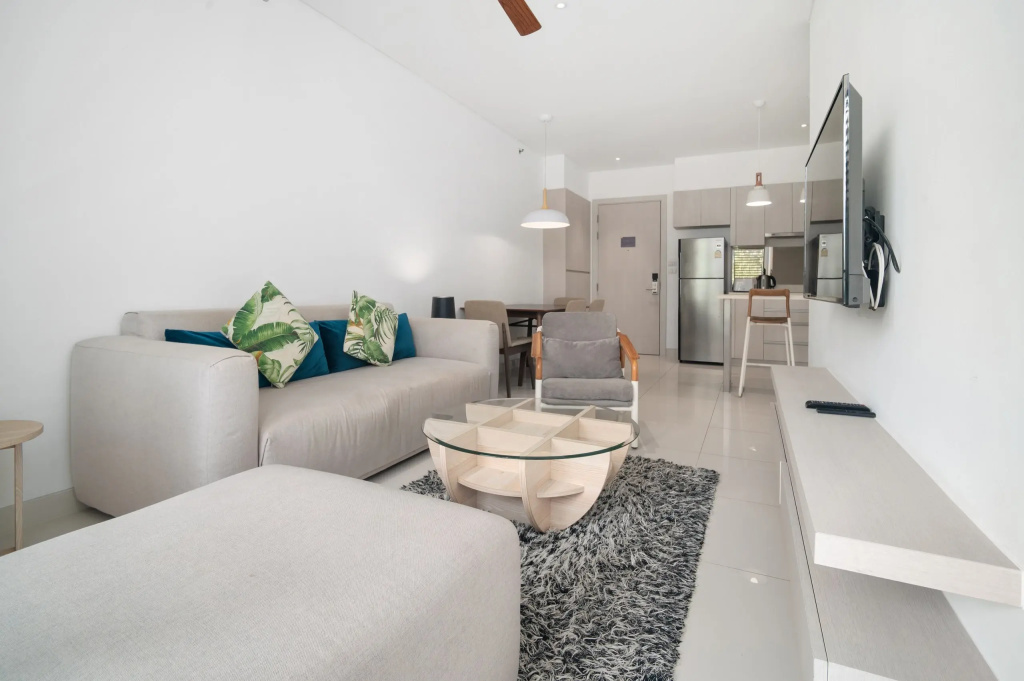 Отель Cassia Residences Building 2 in Laguna By Banyan Living в Тхаланге