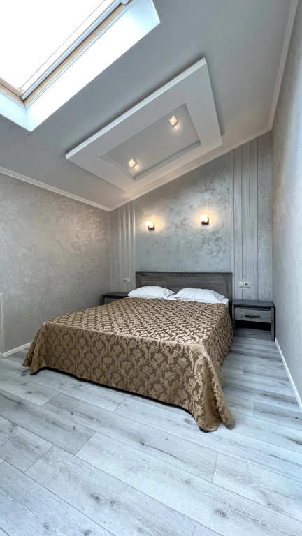 Superior Double room (full double bed)
