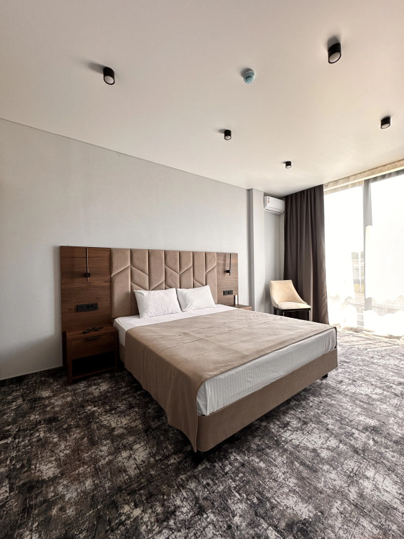 3 Bedrooms Apartment with balcony