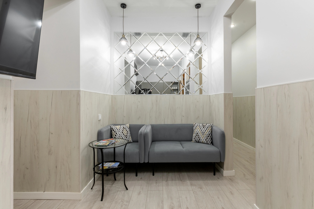 Lobby & Reception