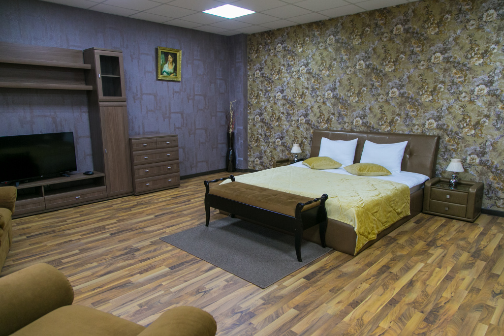 Business Hall Hotel Room Type - Double Suite with city view full double bed