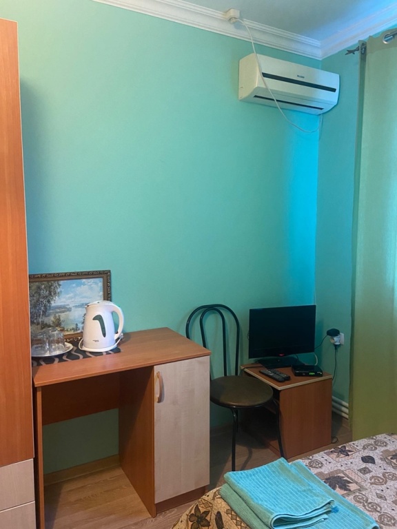 Трёхместный номер Standard с видом на город в Нарт