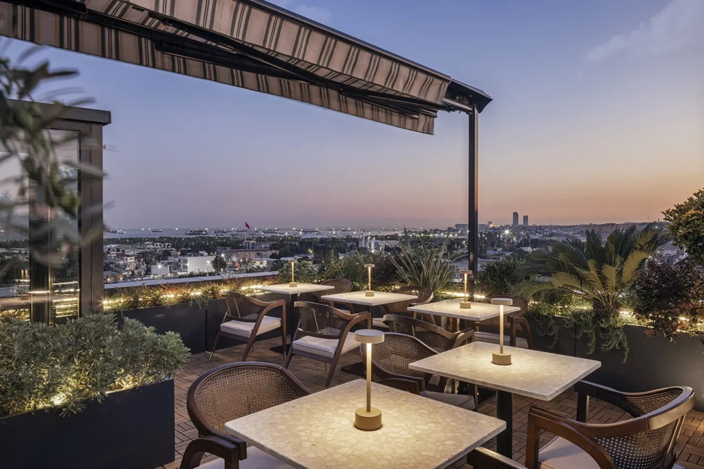 Lunet Old City Hotel — фото