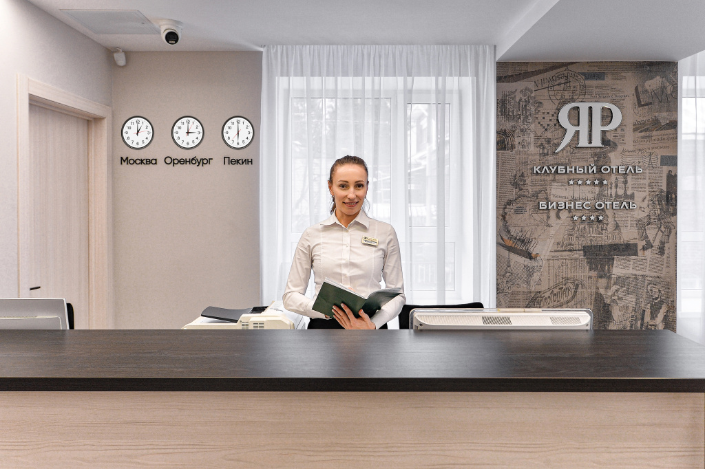Lobby & Reception