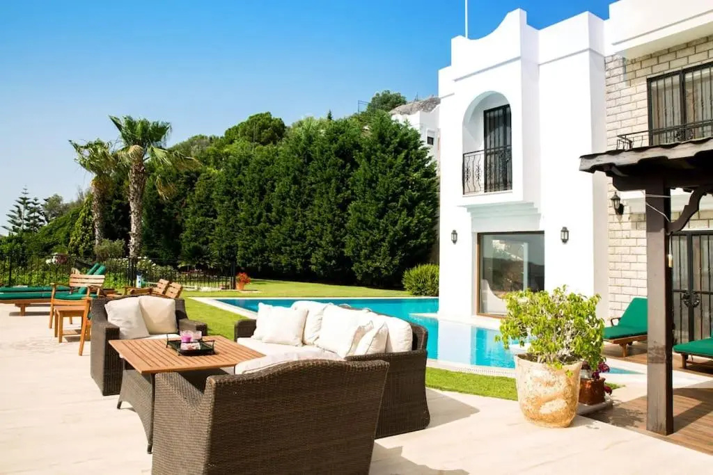 Rana by Important Group Travel Villa